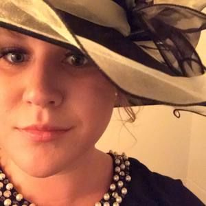 Meet your Posher, Becky